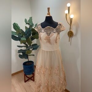 Chi Chi London Blush Pink/Cream Embroidered Fit and Flare Sweetheart Neck Dress